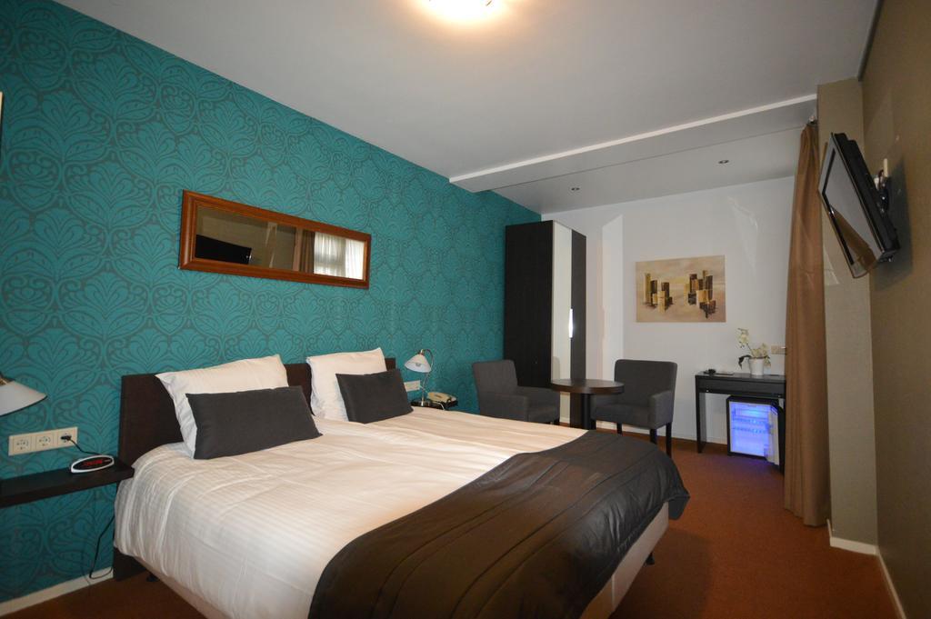 De Rozenstruik Hotel โอทมาร์ชุม ภายนอก รูปภาพ